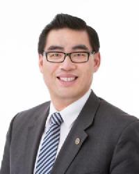 Headshot of Samuel Chen